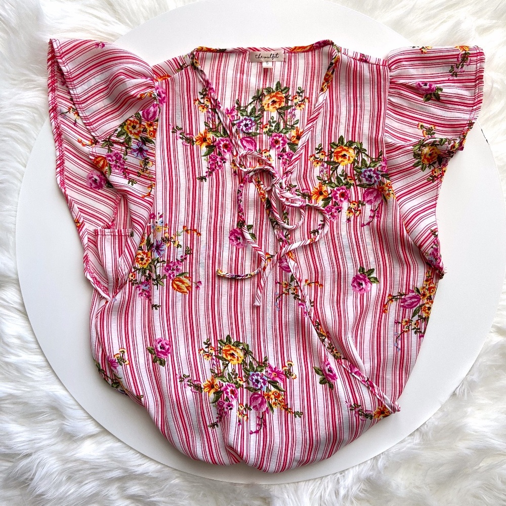 Ruffled Sleeve with Elastic Hem Blouse